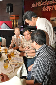 	柔佛新山电业公会第三十四周年纪念晚宴