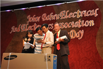 	柔佛新山电业公会第三十四周年纪念晚宴