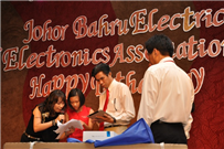 	柔佛新山电业公会第三十四周年纪念晚宴