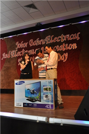 	柔佛新山电业公会第三十四周年纪念晚宴