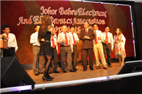 	柔佛新山电业公会第三十四周年纪念晚宴